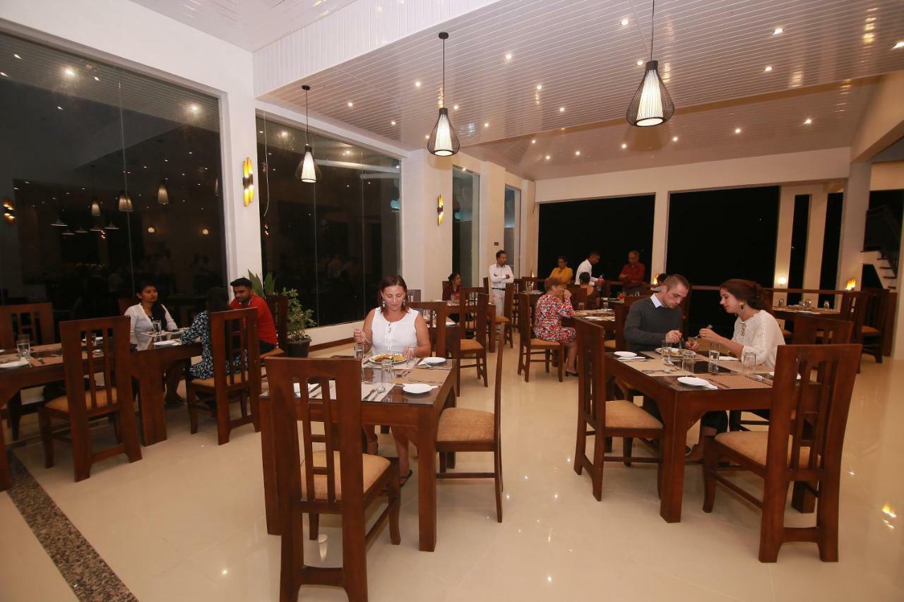 Rivendell Hotel Kandy Exteriör bild